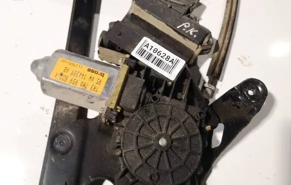 Seat Alhambra (Mk1) Front door window regulator motor 7m0959801a 95vw14a389ab