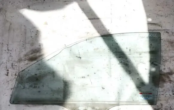 Mazda 626 Front door window glass four-door