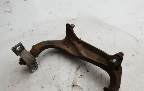 Volvo XC90 Rear upper control arm/wishbone 8634867