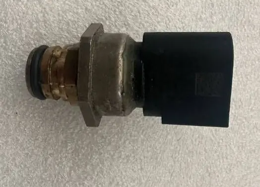 Audi A3 S3 8V Exhaust gas pressure sensor 06H906054A 495586762 251116