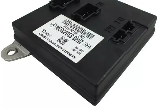 Mercedes-Benz E W211 Comfort/convenience module 2115452132