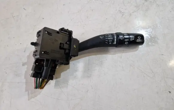 Hyundai Santa Fe Wiper control stalk 202004726