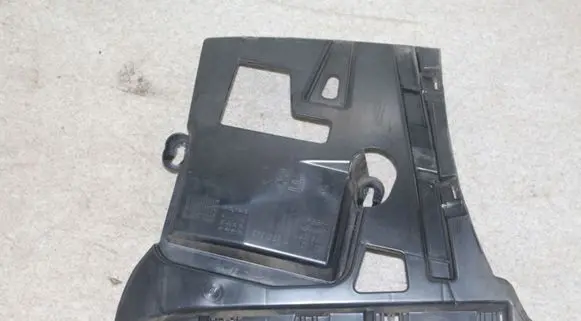 BMW 3 F30 F35 F31 Bumper support mounting bracket corner 7256923