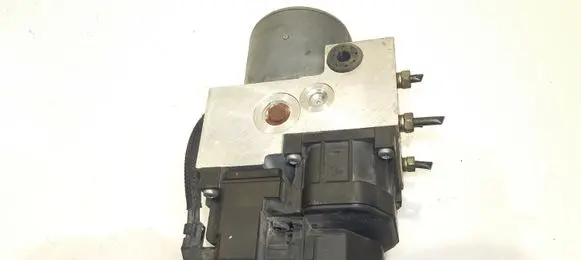 Nissan Navara D22 ABS Pump 1928402824 0130108102