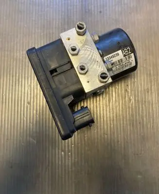 Chevrolet Orlando ABS Pump 13349239 10020604204 20T929239121171G7