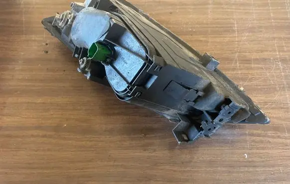 Ford Mondeo Mk III Headlight/headlamp