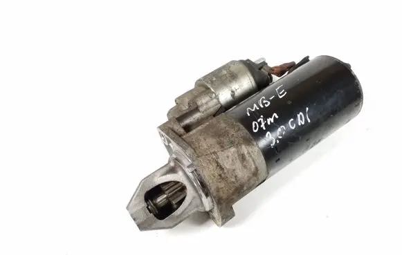 Mercedes-Benz E W211 Starter motor A0061516201