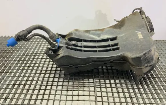 Audi Q8 Fuel tank 4M0131878CF