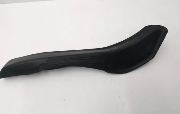 BMW 3 G20 G21 Rear/tail light trim molding 7464425