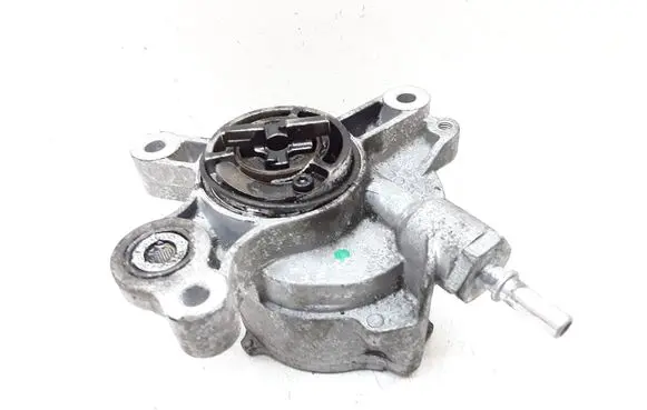 Volvo V70 Vacuum pump