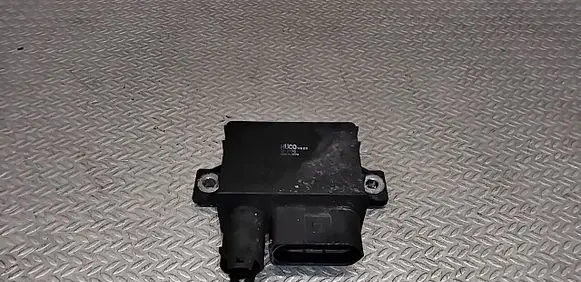 BMW 3 E90 E91 Glow plug pre-heat relay 132196