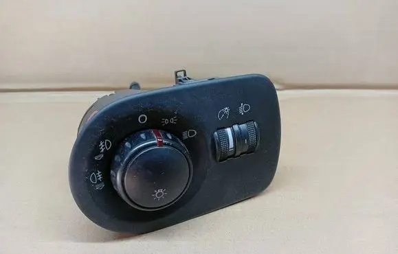 Seat Leon (1P) Light switch 1P1941431B