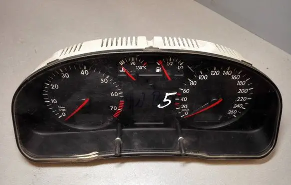 Volkswagen PASSAT B5 Speedometer (instrument cluster) 09052069906