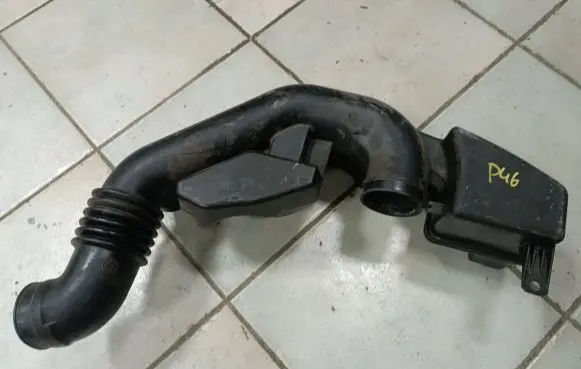 Intake resonator
