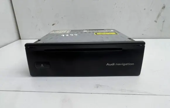 Audi A4 S4 B7 8E 8H Navigation unit CD/DVD player 4B0919887E 7612002007 AUZ171E5120370