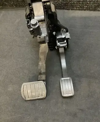 Citroen DS4 Pedal assembly 9832495680 0210851