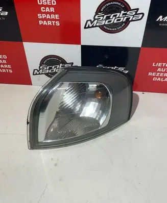 Volvo S80 Front indicator light 9154472