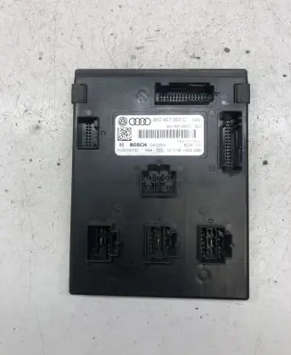 Audi A4 S4 B8 8K Comfort/convenience module 8K0907063C F005V00750