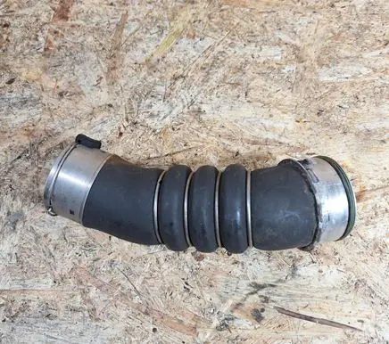BMW 1 E81 E87 Intercooler hose/pipe 7802752 11617802752