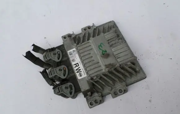 Nissan Qashqai Engine control unit/module 23710BR30A