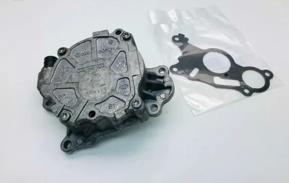 Volkswagen Beetle A5 Vacuum pump 03L145100F