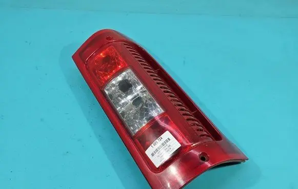 Rear/tail lights