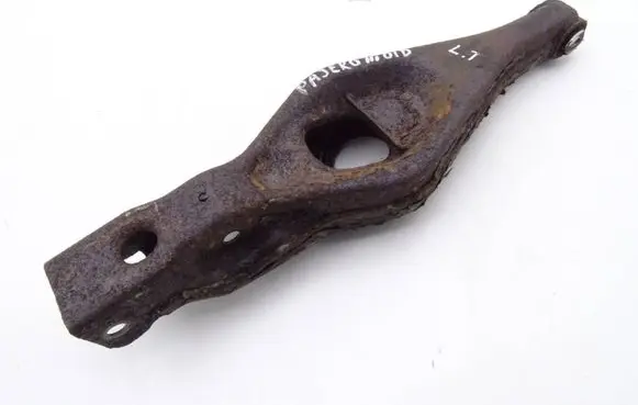 Mitsubishi Pajero Rear control arm