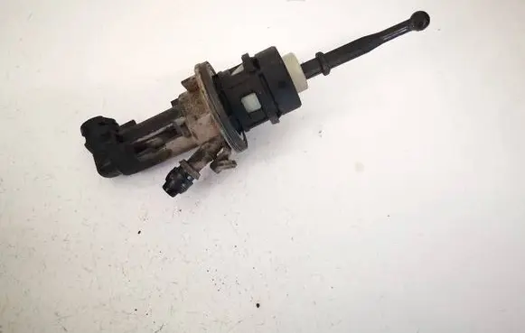 Clutch master cylinder