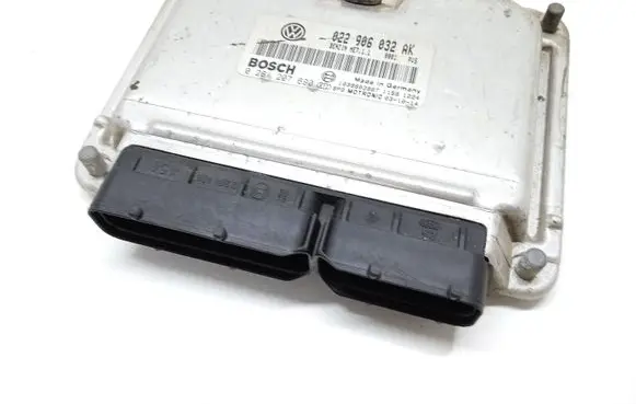 Volkswagen Phaeton Engine control unit/module 022906032AK 0261207690 1039S03967