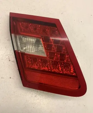 Mercedes-Benz E W212 Tailgate rear/tail lights A2128200764