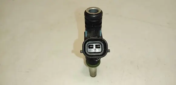 Volkswagen Jetta V Fuel injector 07K906031C 9232G12475