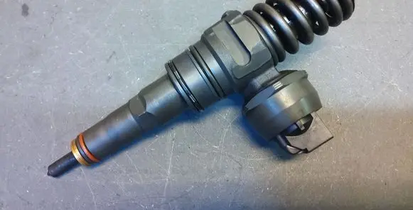 Seat Altea Fuel injector 045130073T 0414720035