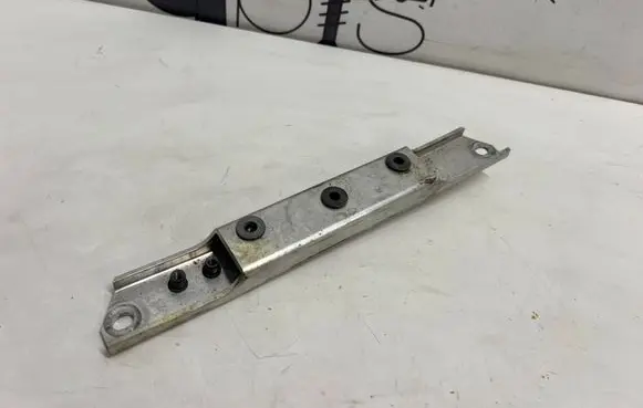 Audi R8 4S EGR valve cooler bracket 4S0813239C