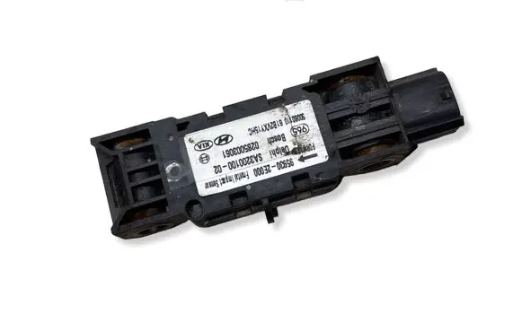 Hyundai Tucson JM Airbag deployment crash/impact sensor 959302E000