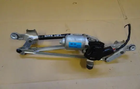 Hyundai Kona I Front wiper linkage and motor