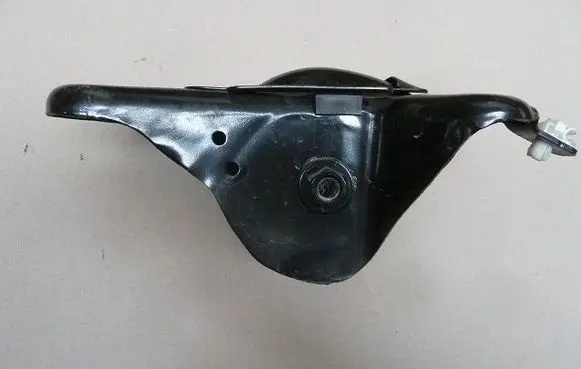 Audi A4 Allroad Engine mount vacuum valve 5Q0501546C-T