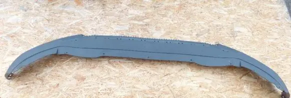 Front bumper lip