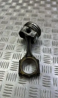 Mazda CX-5 Piston with connecting rod 