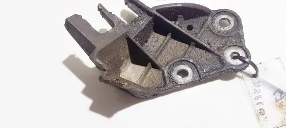 Citroen C5 Engine mounting bracket