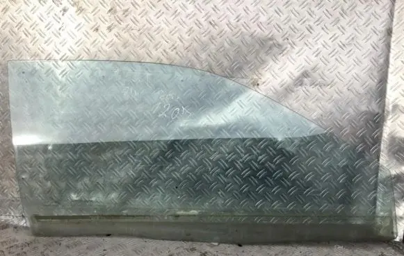 Mitsubishi Colt Front door window glass four-door