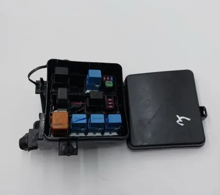Nissan Leaf II (ZE1) Fuse box set
