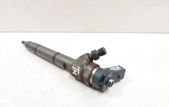 Mercedes-Benz B W245 Fuel injector A6400700787 0445110 59104