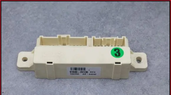 KIA Ceed Fuse module 919402H130