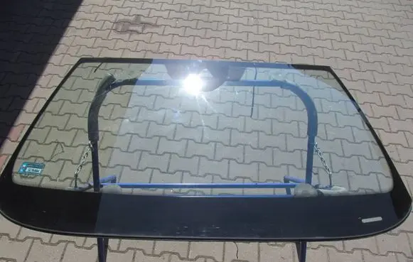 Skoda Superb B8 (3V) Front windscreen/windshield window 3V0845011AK