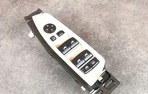 BMW 7 F01 F02 F03 F04 Electric window control switch 9163586