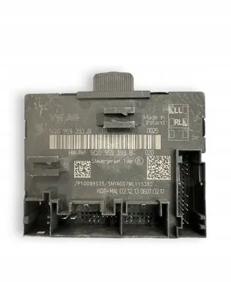 Audi A3 S3 8V Door control unit/module 5Q0959393B