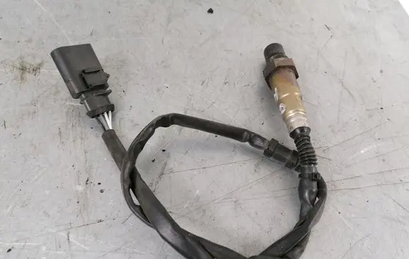 Audi A4 S4 B7 8E 8H Lambda probe sensor 06F906262