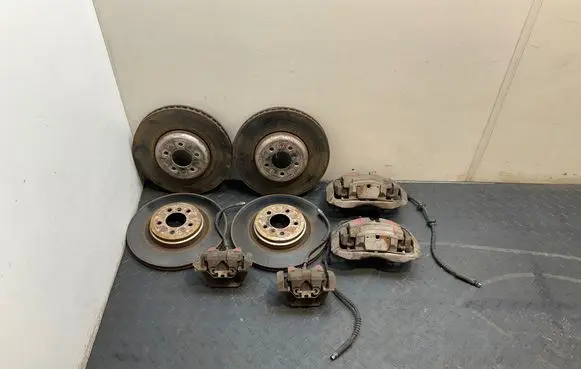 BMW 5 GT F07 Brake discs and calipers set 