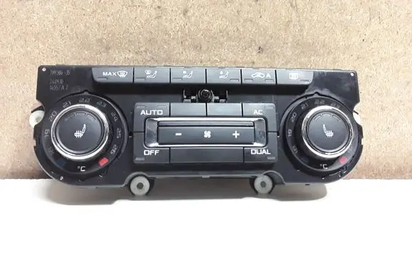 Skoda Octavia Mk2 (1Z) Climate control unit 3T0907044AS