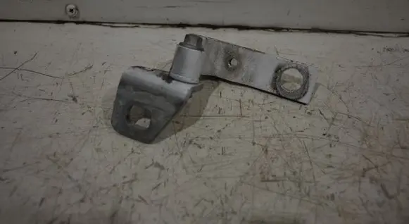 Ford Focus Rear door upper hinge